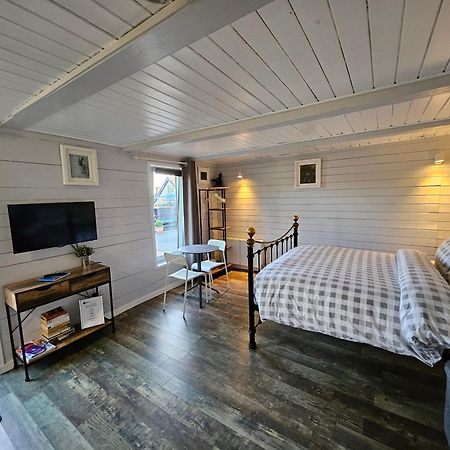 Loughview Chalet Whitehouse  Exterior foto