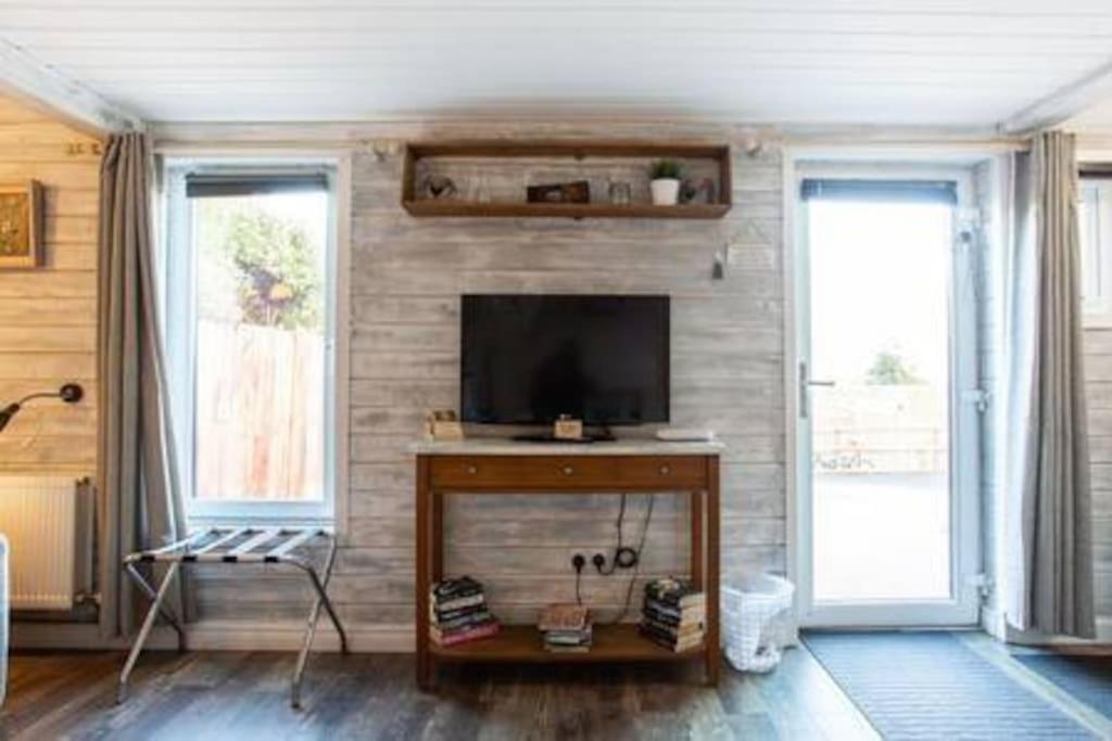 Loughview Chalet Whitehouse  Exterior foto