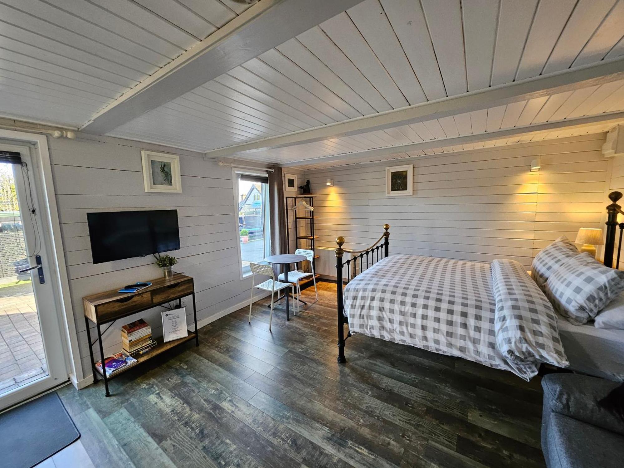 Loughview Chalet Whitehouse  Exterior foto