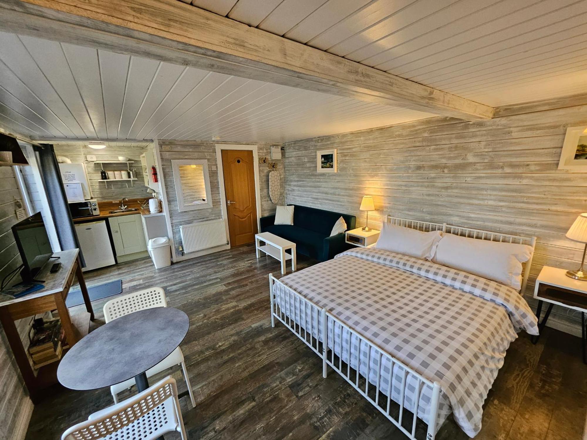 Loughview Chalet Whitehouse  Exterior foto